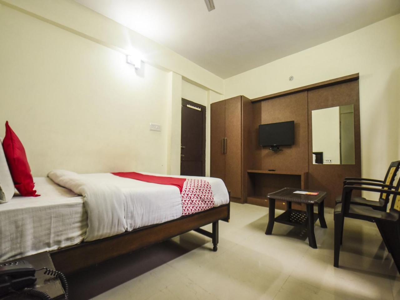Oyo 7905 Holiday Inn Dalhousie Εξωτερικό φωτογραφία