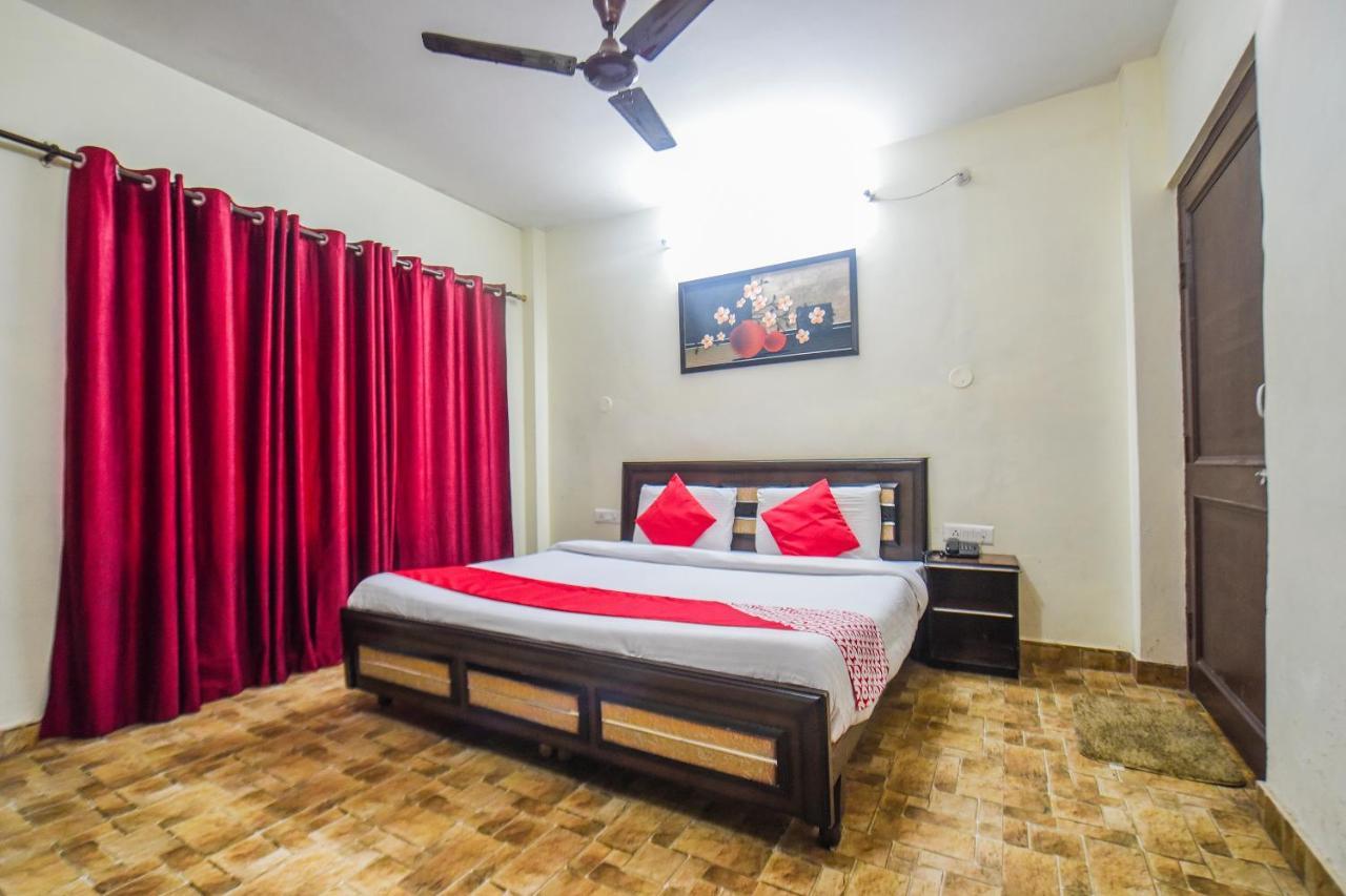 Oyo 7905 Holiday Inn Dalhousie Εξωτερικό φωτογραφία